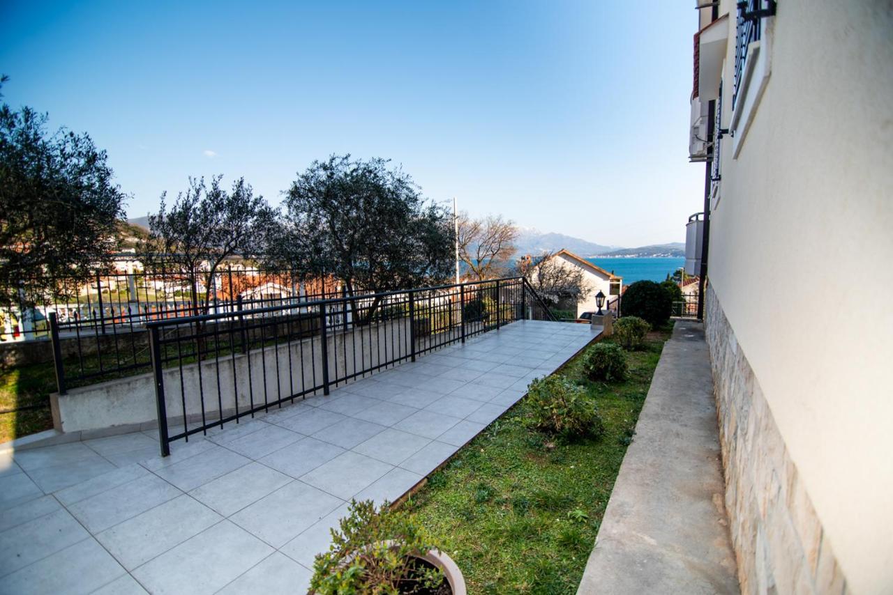 Boka Apartment Baošići Exterior foto